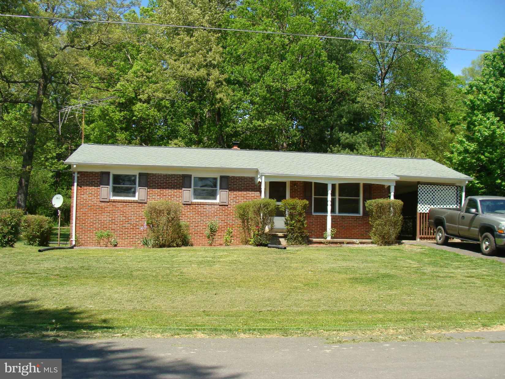 7129 OAK Dr  