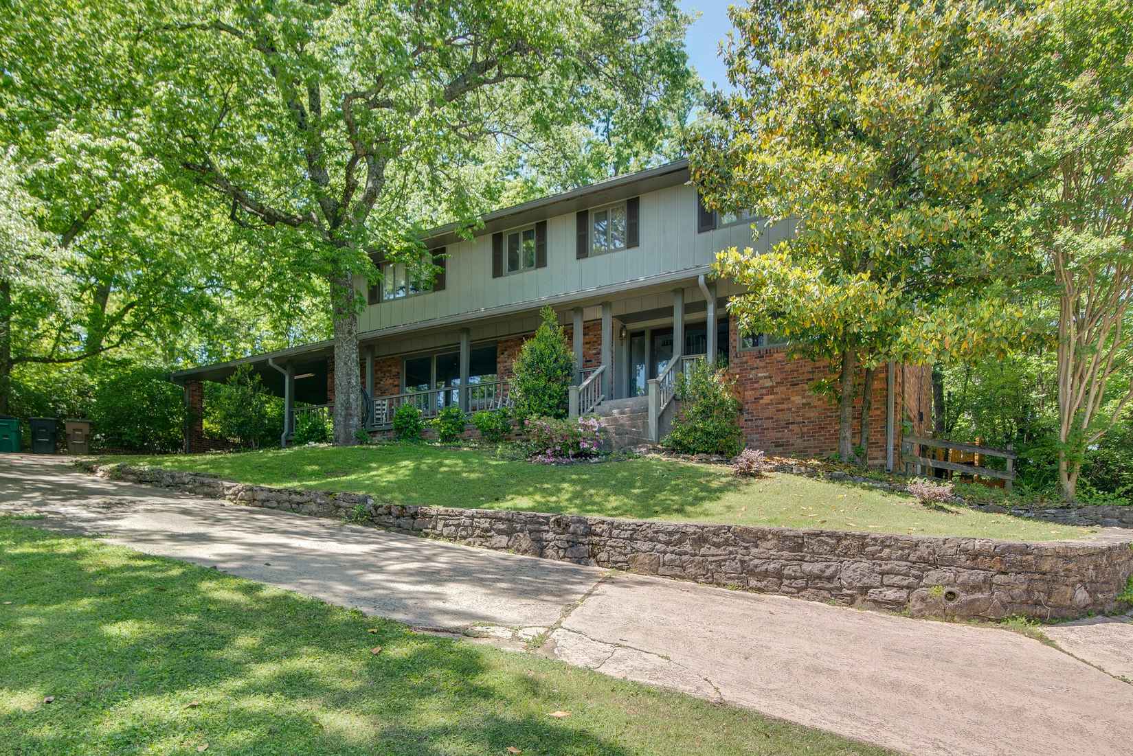 6620 Brookmont Ter  