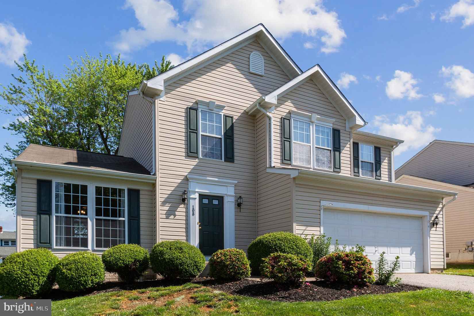 108 DOUGLASS Ct  