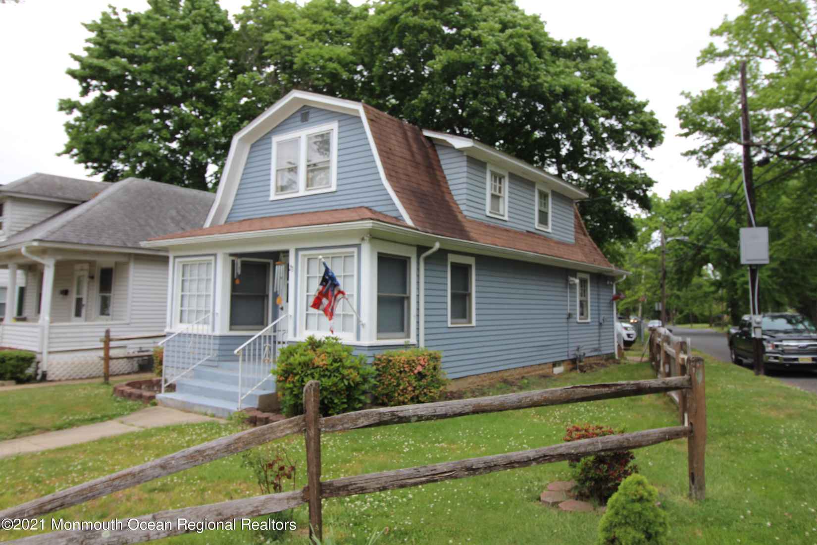 23 Vought Ave  