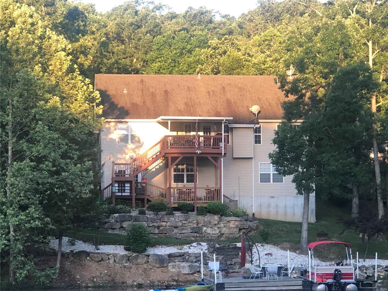 1075 South Lakeview Dr  