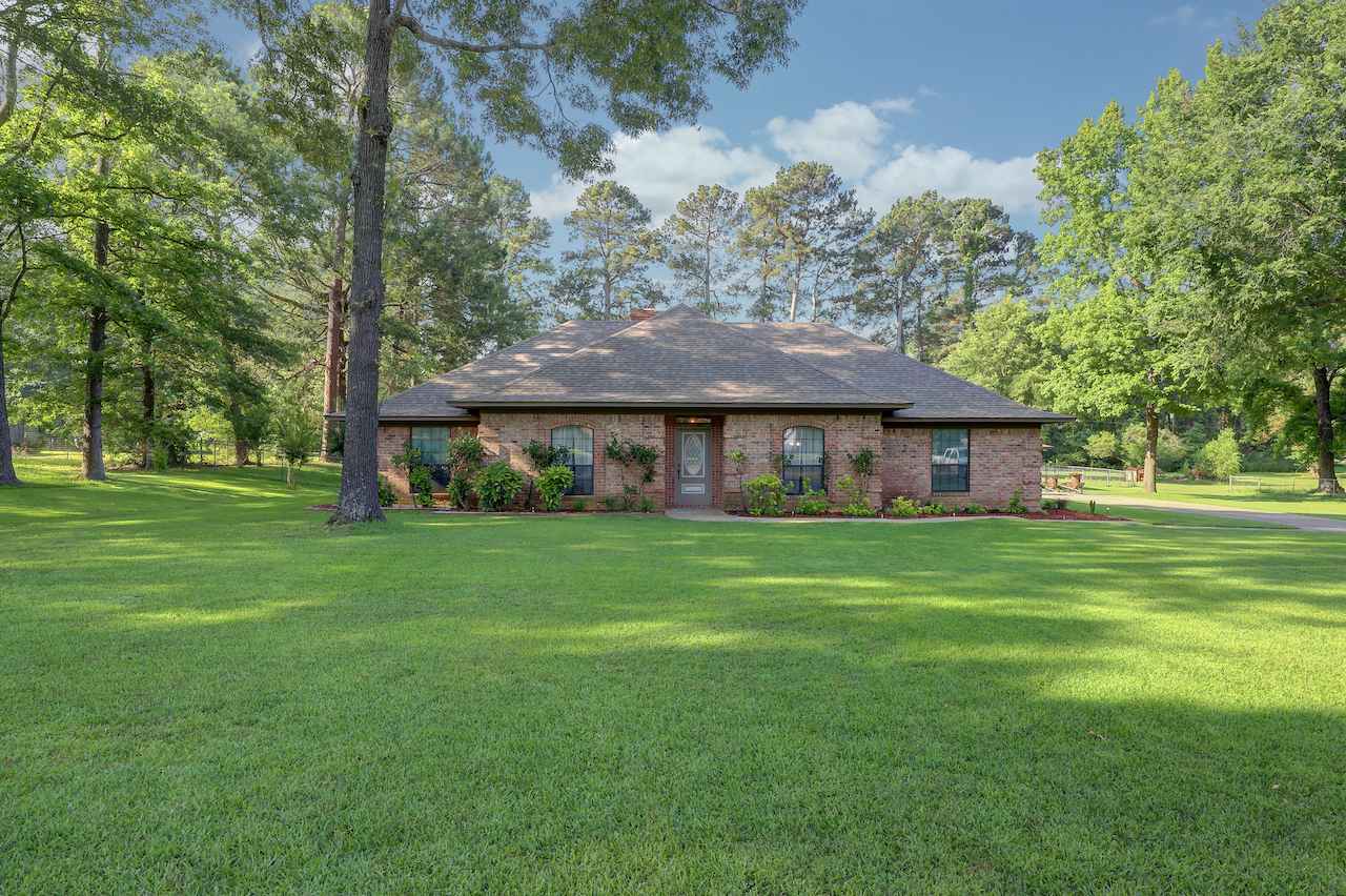 4601 Dove Holw  