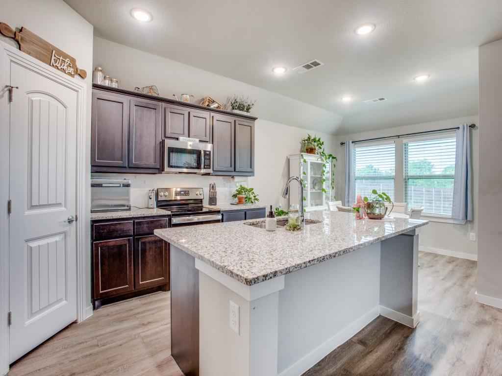 3042 Estuary Dr  