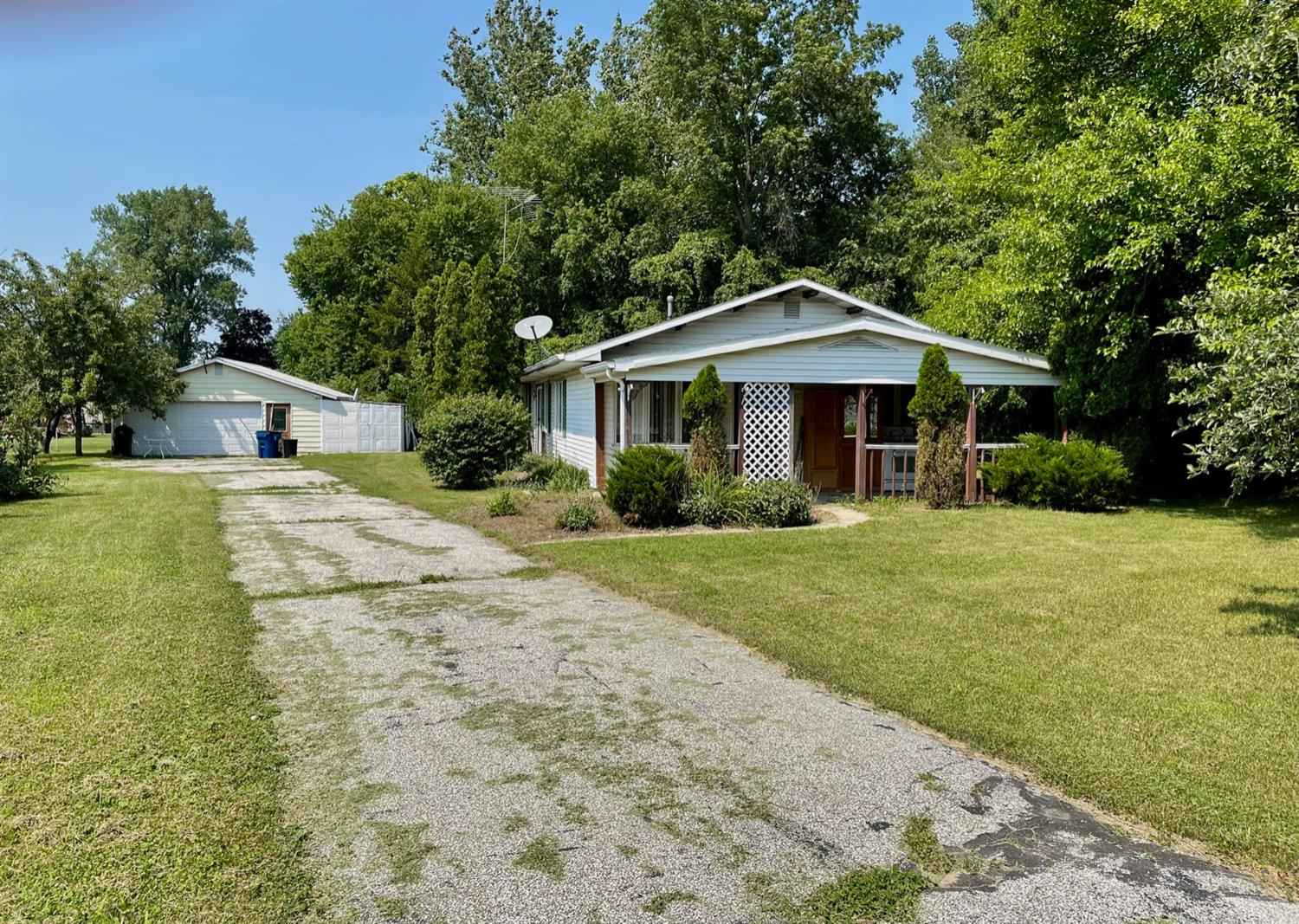 6620 E State Rd 10  