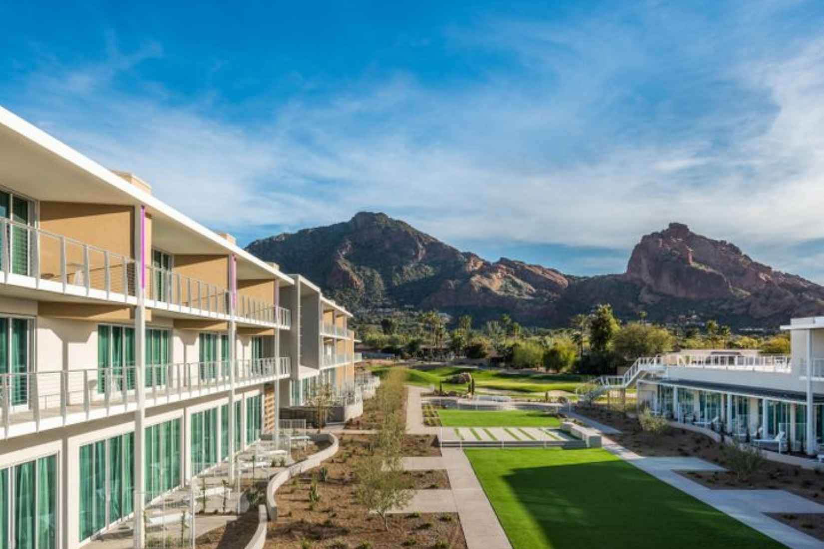 5455 E Lincoln Dr Unit 2019  