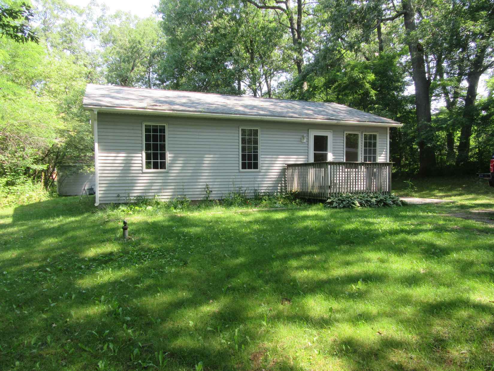 180 W Ashland Rd  