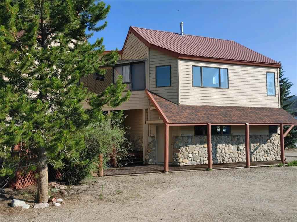 455 Delaware Dr  