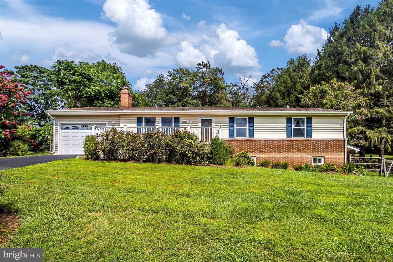 23505 Slidell Rd  