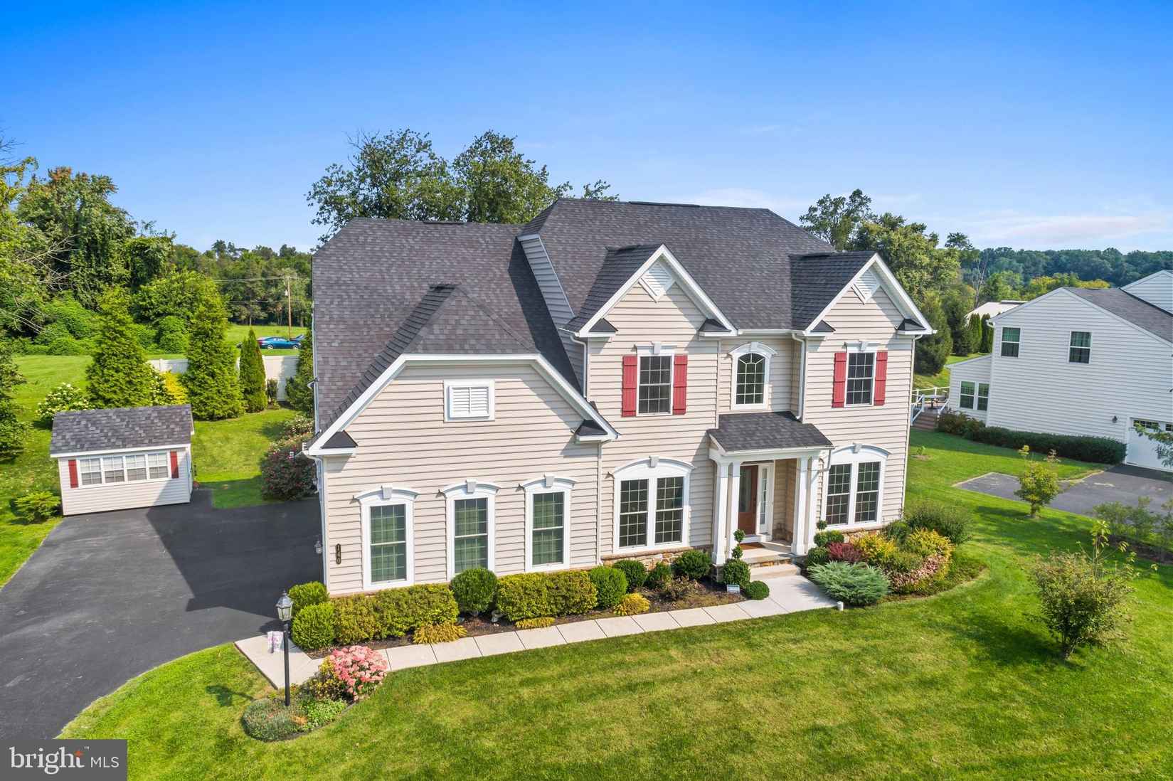 140 PIERCE Ln  