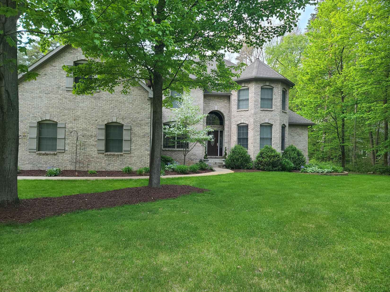 7011 Sanctuary Dr  