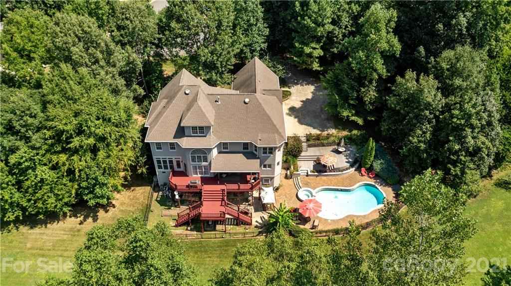 2006 Sandy Pond Ln  