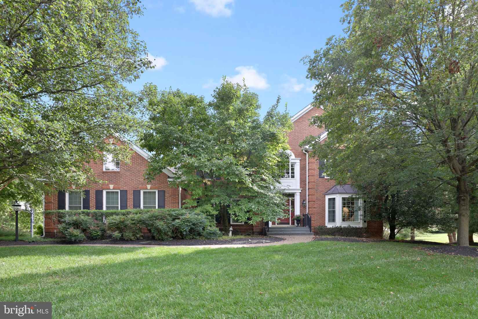 2105 Fox Trl Ct  