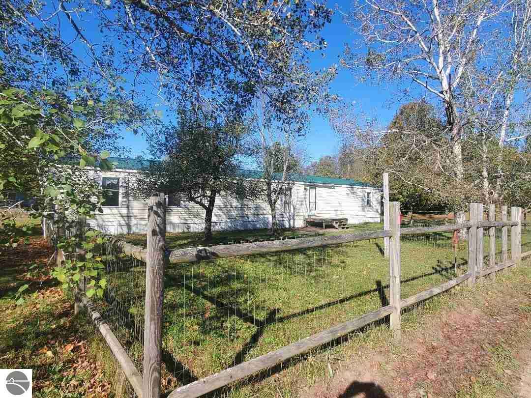 10536 W 22 1/2 Rd  