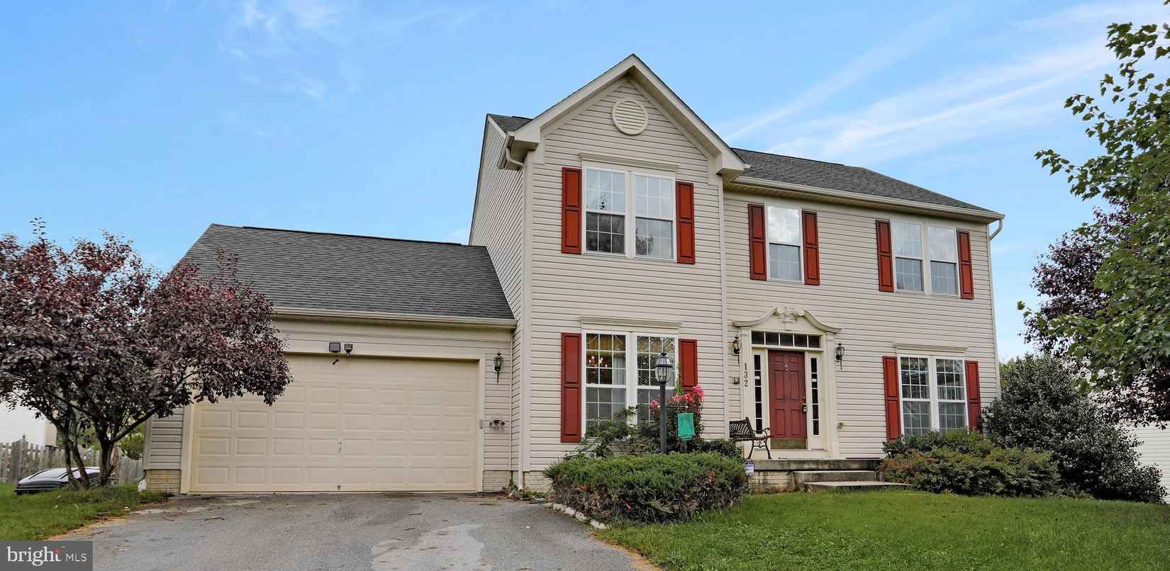 132 THATCHER Ct  