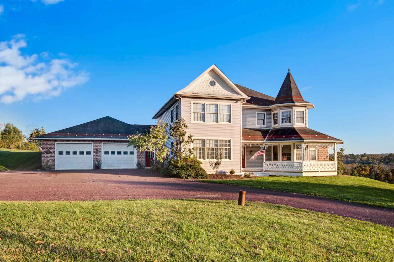 932 Heimbach Rd  