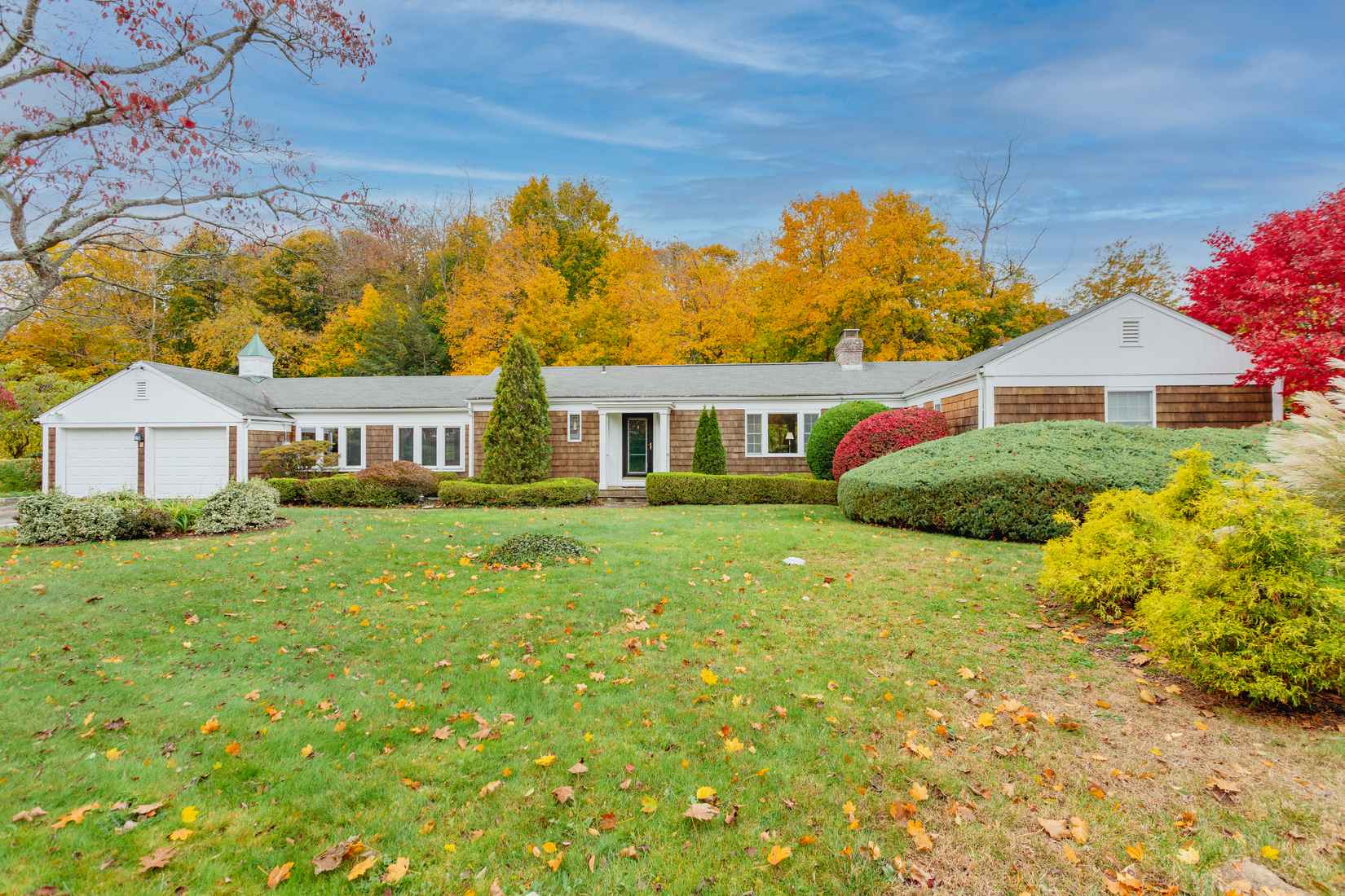 5 Fleetwood Dr  