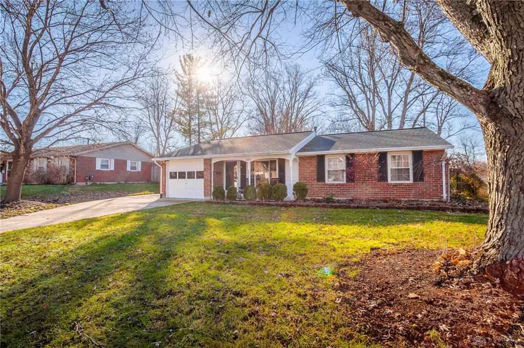 4351 Hillcrest Dr  
