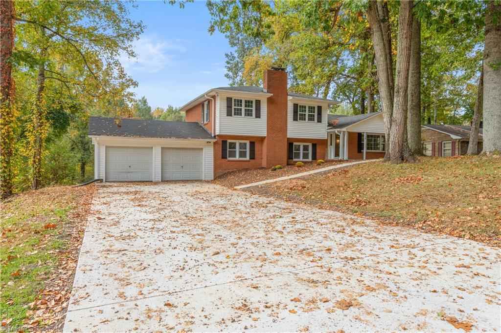530 Shadow Ln  