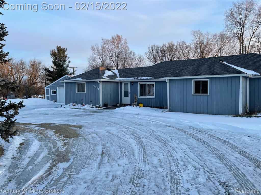 3811 Davison Rd  
