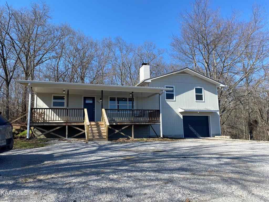 889 Westel Rd  