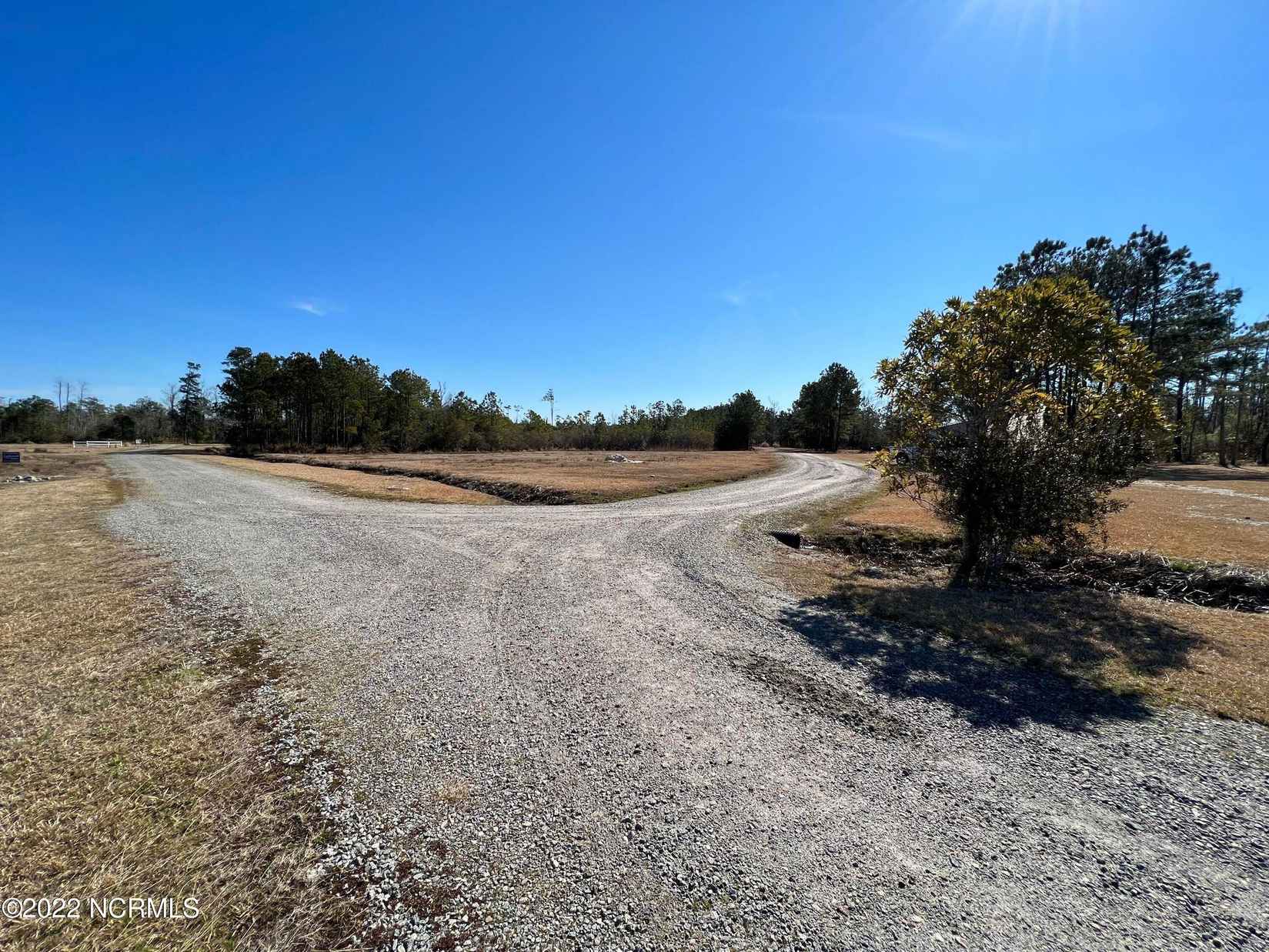289 Shifting Sands Rd  