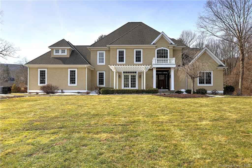 15 Shire Ct  