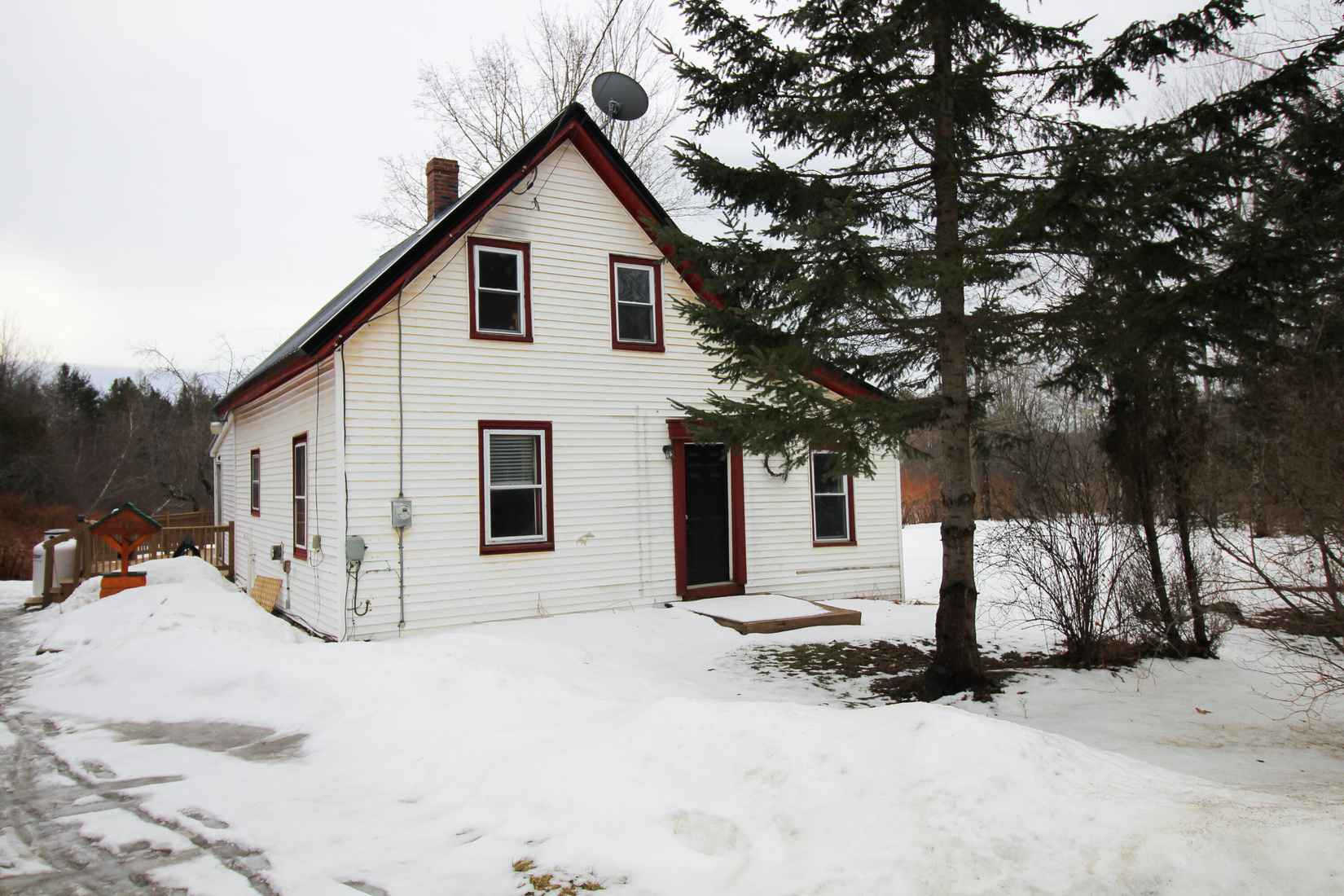 76 Levant Rd  