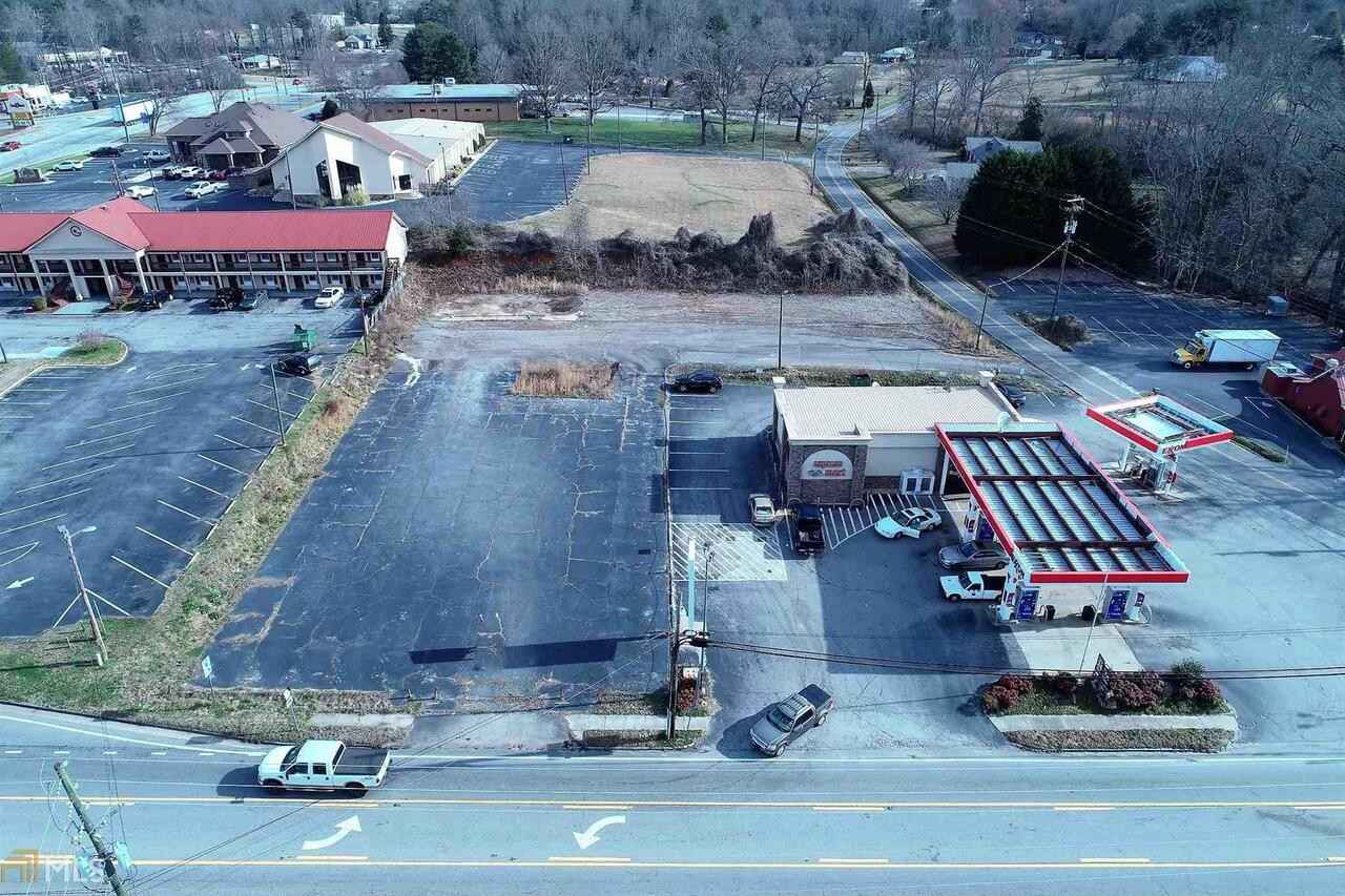278 N Main St  