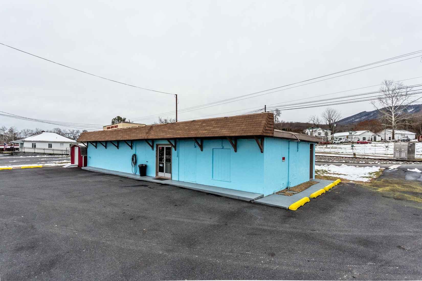 5439 Spotswood Trl  