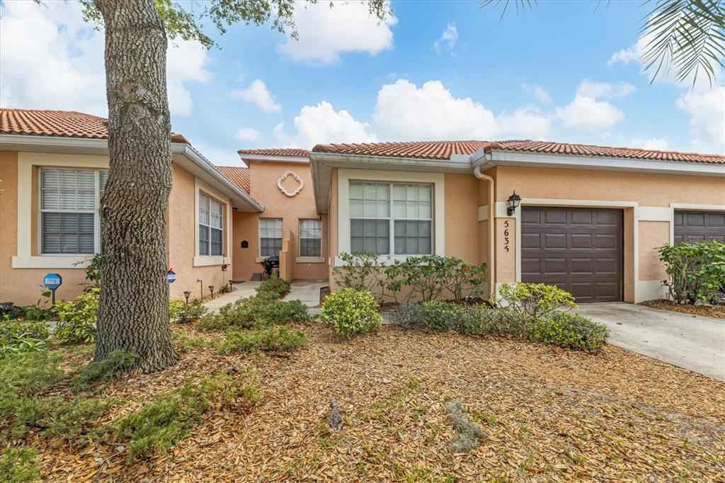 5635 Spanish Pt Ct  
