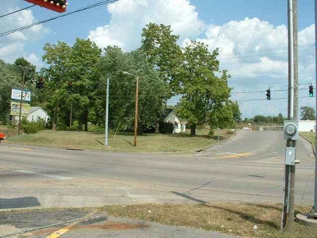1600 S Main St  