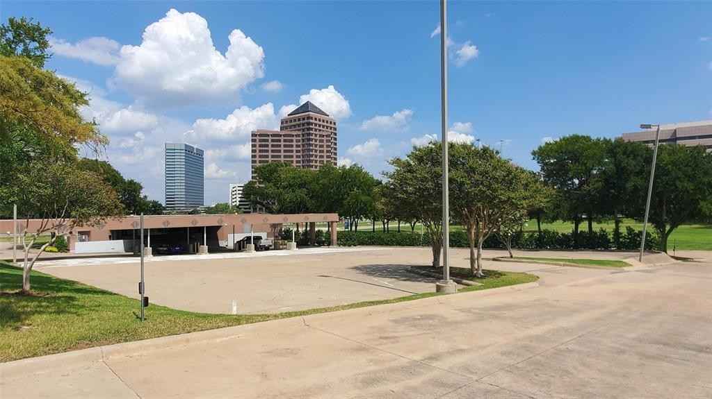 460 E John W Carpenter  