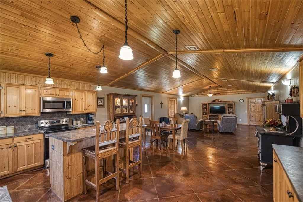 20276 E 1280 Rd  