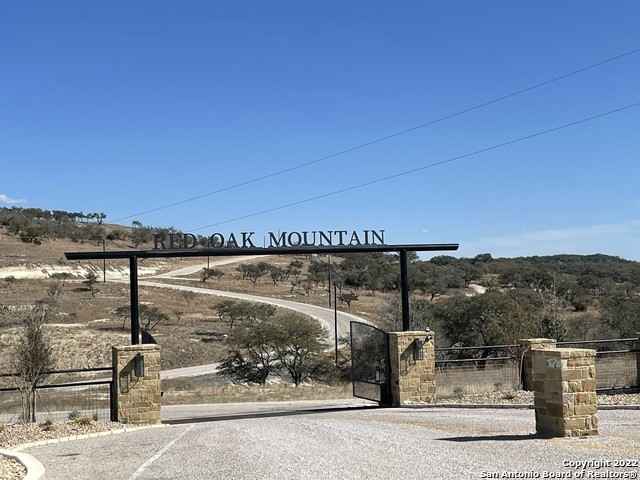 130 Falling Leaves CT  