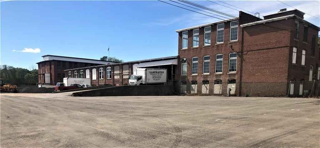 308 NW East School St  