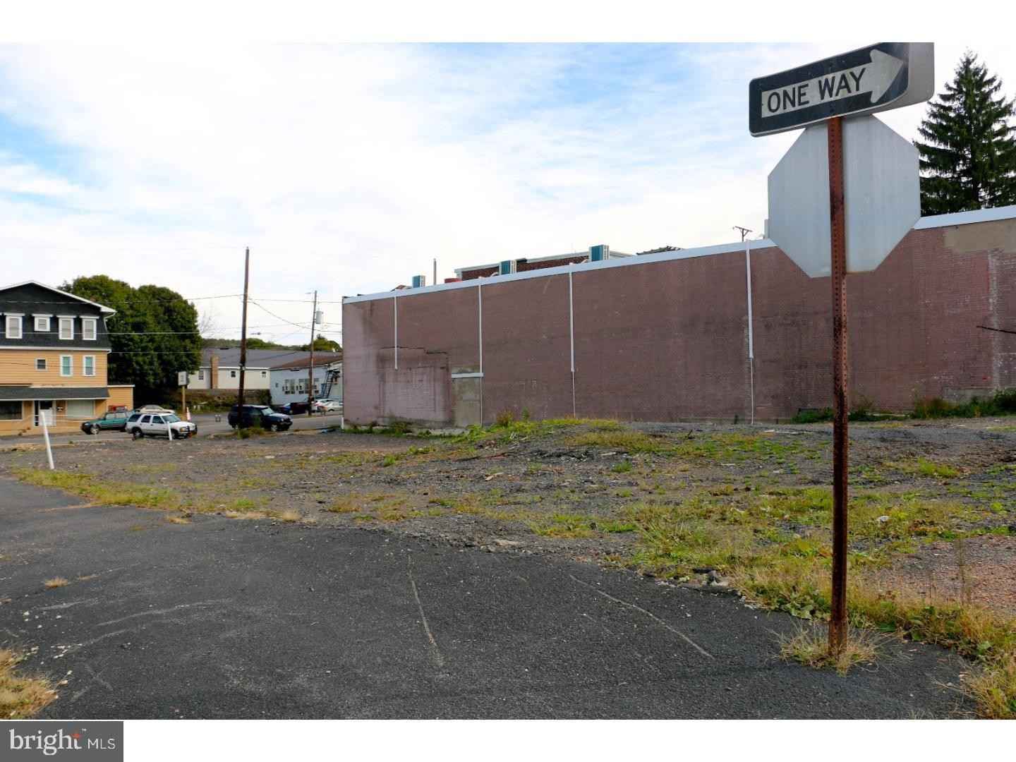 60-62-64 N LEHIGH Ave  
