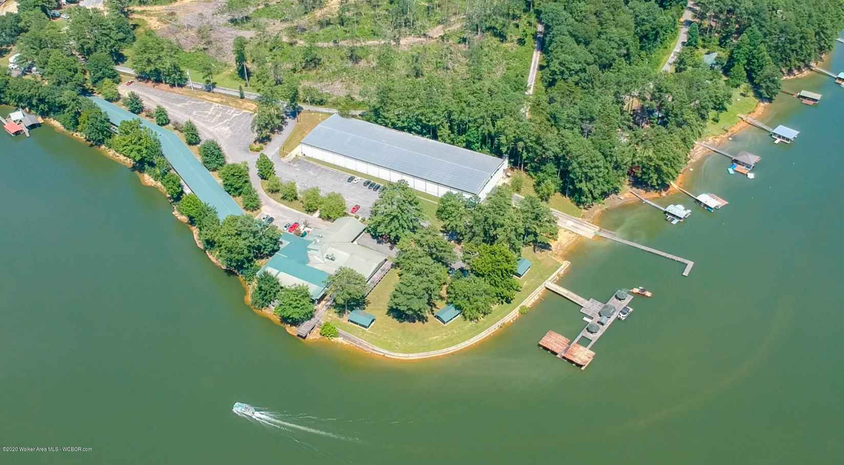 364 LAKESHORE DR  