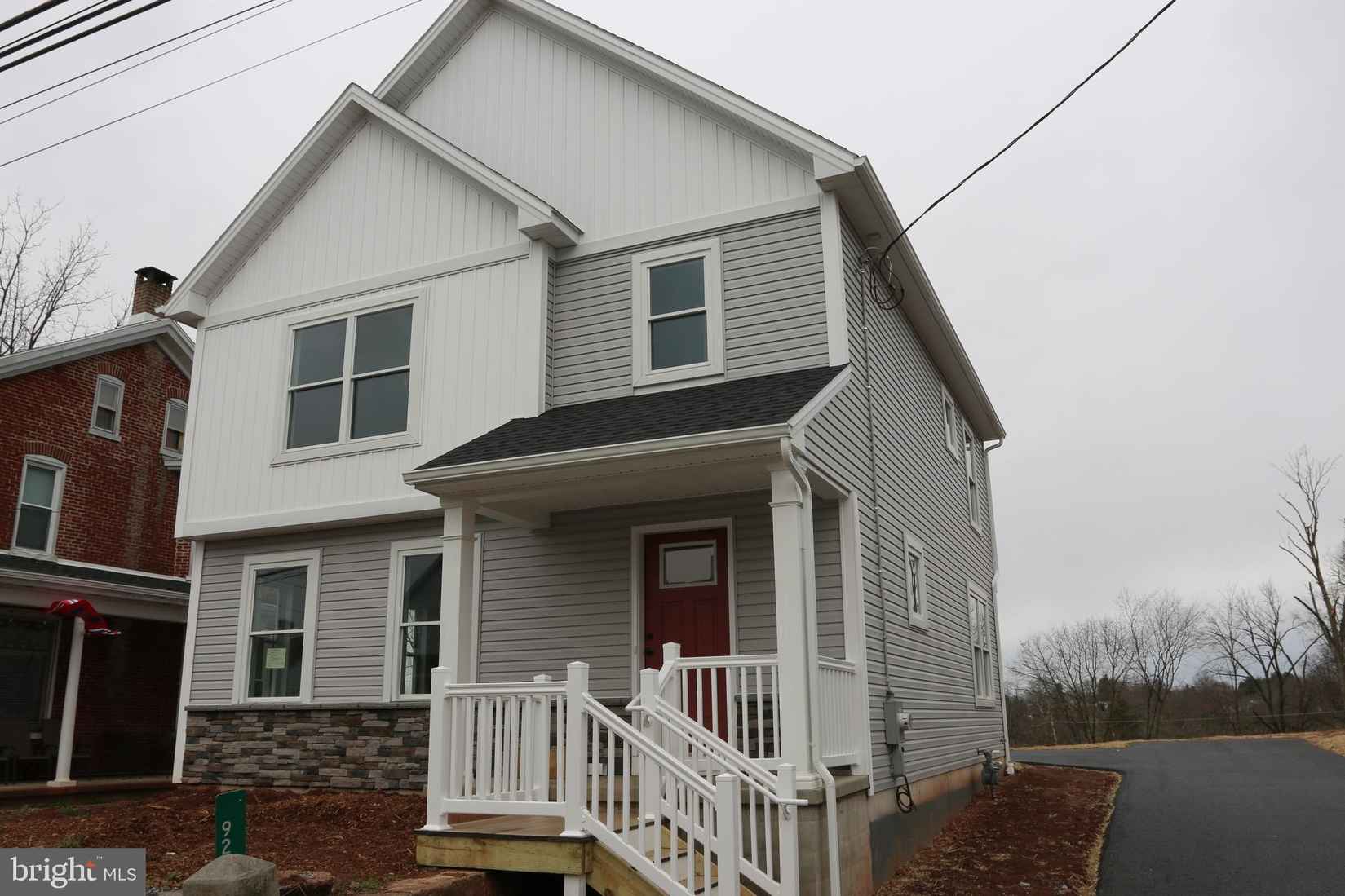 92 N REAMSTOWN Rd  