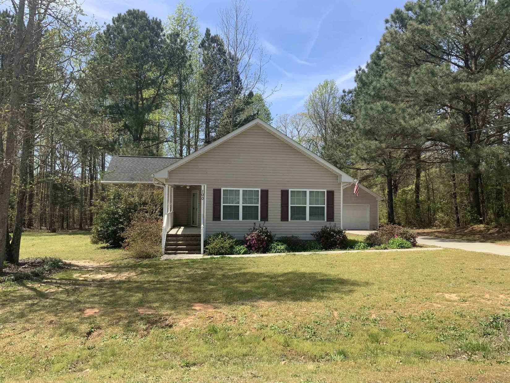100 LAURA JANE LN  
