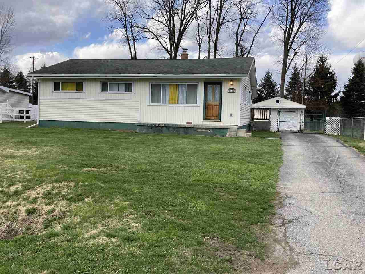 2380 Linden Dr  
