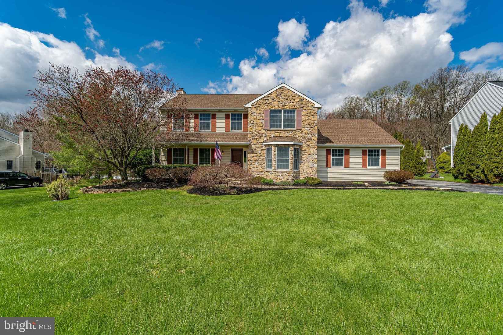 55 RAMBLEWOOD Dr  