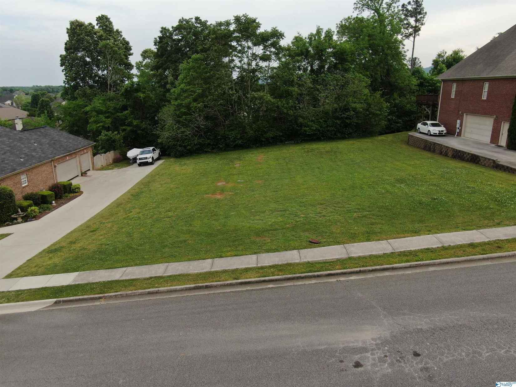 4728 Saddle Ridge Dr SE  