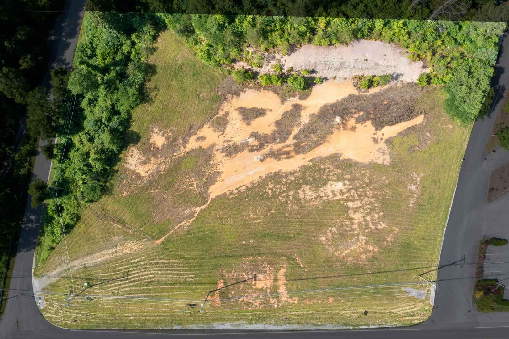 2055 Artesian Well Holw Rd  