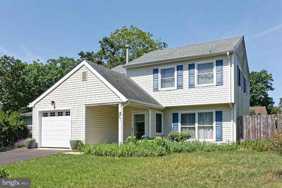 2 Chestnut Way Cir  