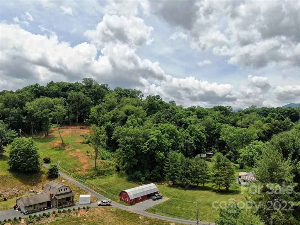 24 Lowe Dr  