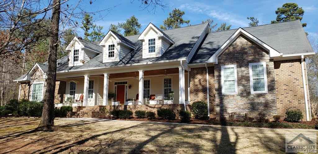 195 HIGHLAND CIR  