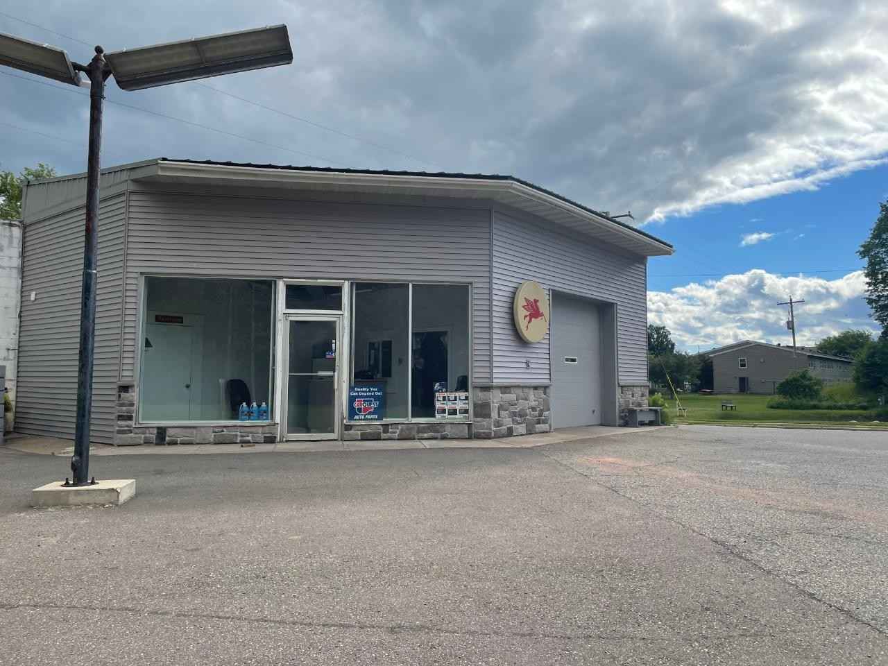 311 Hwy 8  