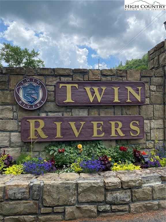 Lot 15 Twin Rivers Dr  