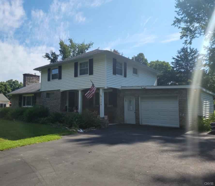 108 Munro Dr  