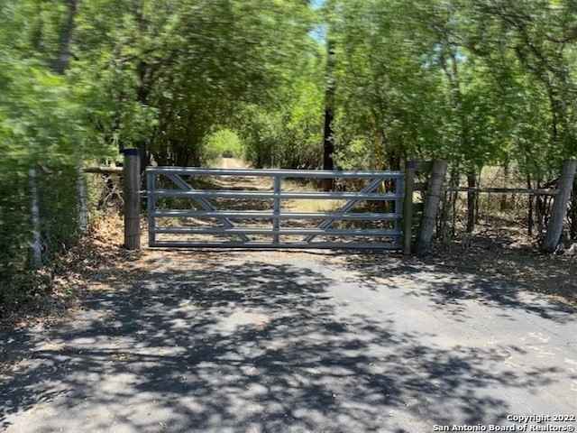 7980 Grissom Rd  